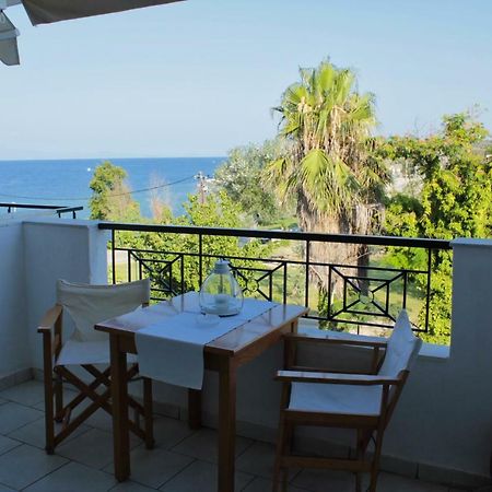 Fokais Beach Apartment Nea Fokea Luaran gambar